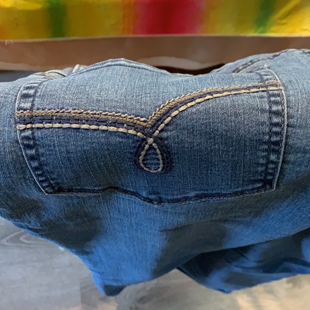 Jeans - Picture 3 of 3